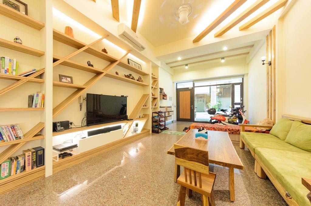Beautiful Dream Tainan Homestay Buitenkant foto