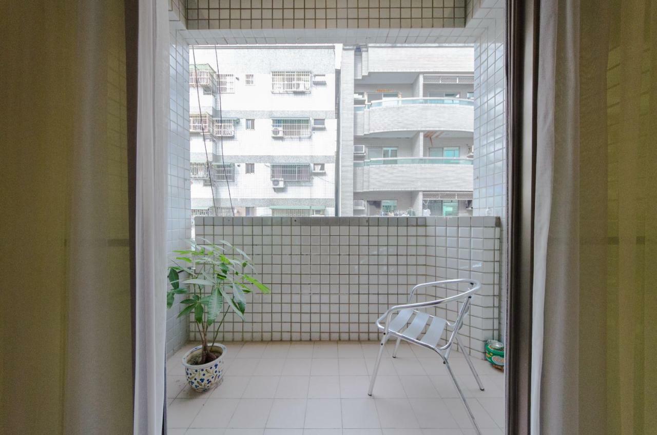 Beautiful Dream Tainan Homestay Buitenkant foto